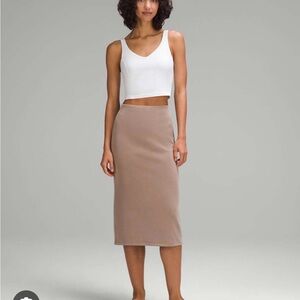 Lululemon Softstreme High-Rise Midi Skirt
Taupetastic